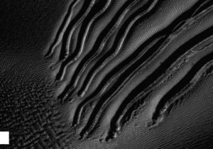 Новости науки - Марс - жизнь на Марсе: Загадачные овраги на Марсе оказались следами от сухого льда