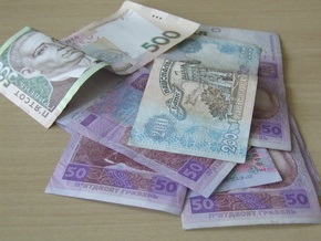 Менее половины обеспеченных украинцев выплачивают заем по кредитам