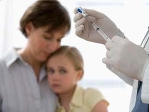 Минздрав: Украинцы, отказавшиеся от прививок, будут лечиться за собственный счет