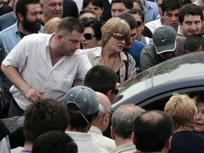 В центре Тбилиси подрались оппозиционеры и таксисты