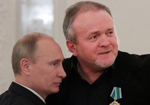 Путин наградил украинского рок-музыканта Олега Карамазова орденом Дружбы
