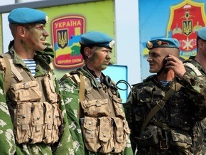 Политики поздравляют украинских военных с профессиональным праздником