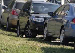 В Киеве налоговики обнаружили незаконную парковку