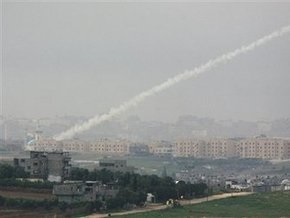 Палестинцы нанесли ракетные удары по Израилю