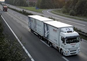 Немцы тестируют новые грузовики длиной в 25 метров - гигалайнеры