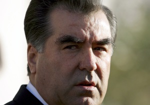 СМИ: Президент Таджикистана пообещал отобрать у Узбекистана Самарканд и Бухару