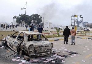 В ливийской пустыне оказались заблокированными около 600 иностранцев