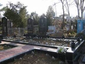 В Волынской области задержали вандалов, разрушивших около 40 надгробий