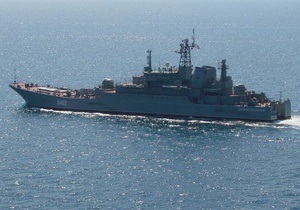В Триполи украинский корабль начал прием на борт желающих эвакуироваться
