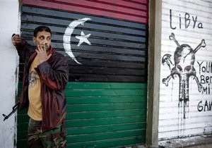 НАТО использует для пропаганды радиочастоты ливийской армии