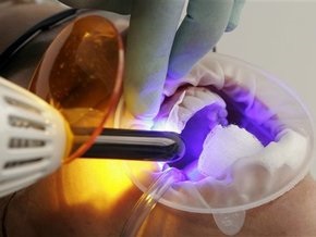 Американке восстановили зрение с помощью пересадки зуба в глаз