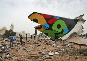 Фотогалерея: 103 погибших и один выживший. Авиакатастрофа в Триполи
