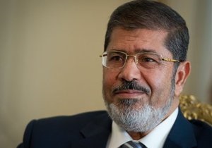 Мурси сменил руководителей десяти министерств, в том числе глав Минфина и МВД Египта