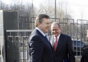 БЮТ: Янукович прячется, как шкодливый кот