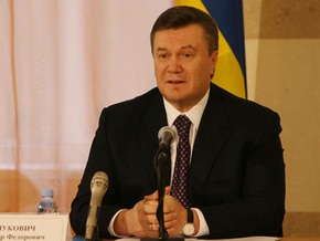 Янукович заявил, что выборы президента нужно проводить после Рождества