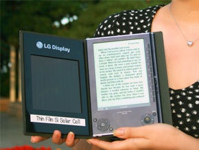 LG представила электронную книгу на солнечных батареях