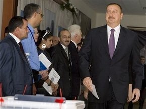 Алиев сохраняет лидерство на выборах президента Азербайджана