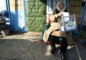 Фотогалерея: Голосование на местах. В Украине состоялись выборы в местные органы власти