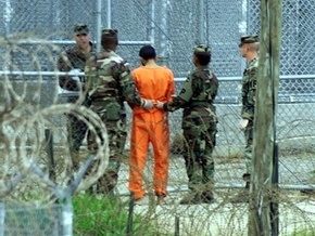 Власти США отложили выпуск плана по закрытию Гуантанамо