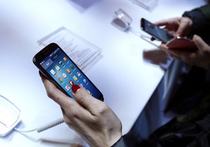 Новый смартфон от Samsung вызвал небывалый спрос