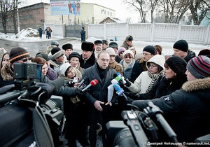 Власенко: Тимошенко не просила освободить ее от исправительных работ в колонии
