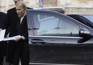 Тимошенко снова прибыла в Генпрокуратуру