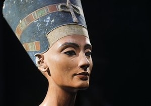 Египет потребовал от Германии вернуть бюст Нефертити