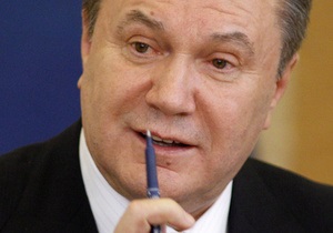 Янукович подписал закон о смешанной системе местных выборов