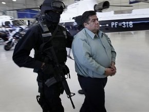 Мексиканская полиция арестовала мэров десяти городов за связи с наркомафией