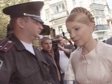 Тимошенко хочет уговорить Ющенко перейти на контрактную армию