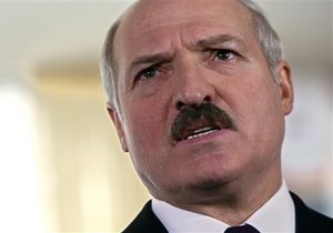 Лукашенко: Беларусь готова адекватно ответить на внутренние и внешние угрозы