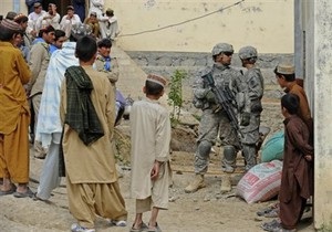 Пентагон: Перелом в войне в Афганистане наступит в конце 2011