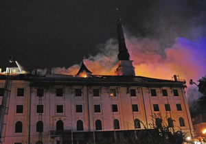 Пожар в Рижском замке нанес серьезный ущерб ценным музейным экспонатам