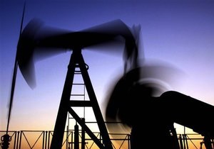 Нефть дорожает из-за санкций против Ирана и Сирии