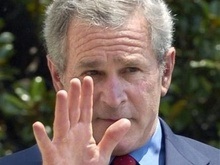 Буш стал самым непопулярным президентом в истории США