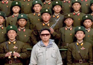 Ким Чен Иру посмертно присвоят звание генералиссимуса