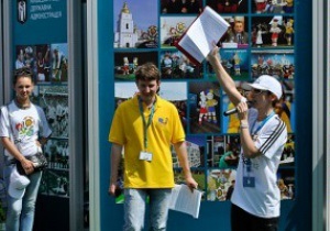Забор вокруг фан-зоны в Киеве построили по требованию УЕФА