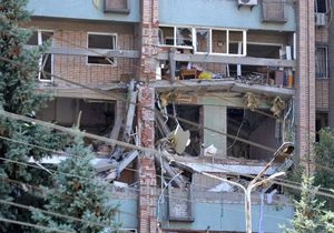 новости Луганска - взрыв в доме - Взрыв в жилом доме в Луганске: новые подробности