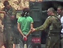 Израильский солдат, расстрелявший безоружного палестинца, не признает вины
