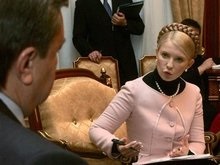Опрос: Тимошенко опережает Януковича в президентской гонке