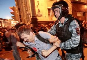В Москве в ходе акции в поддержку Навального задержаны более ста активистов