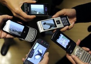 Правительству предложили регулировать тарифы крупнейших мобильных операторов - законопроект