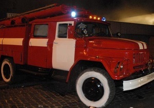 В Одессе неизвестные подожгли кафе-бар и два автомобиля