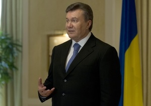 Янукович поздравил Коморовского с Днем независимости Польши