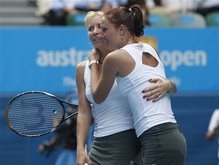 Теннис: Сестры Бондаренко уступили лидерство в чемпионской гонке WTA