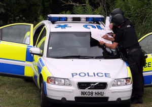 В Британии безоружные полицейские арестовали четверых предполагаемых террористов