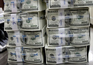 Ъ: НБУ планирует возобновить продажу долларов на межбанке