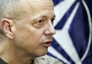 Генерал Аллен: НАТО побеждает в войне с талибами