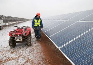 ОАЭ разделит с Украиной первое место в мировом рейтинге стран с крупнейшими солнечными электростанциями