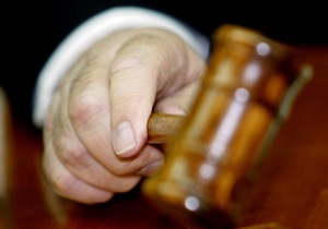 Экс-юриста ЮКОСа приговорили к 6,5 годам за хищение акций